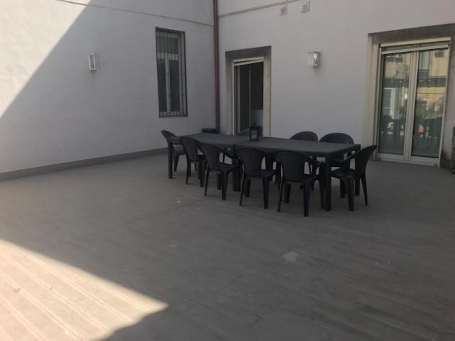 Suite Con Terrazza In Centro Storico Catane Extérieur photo