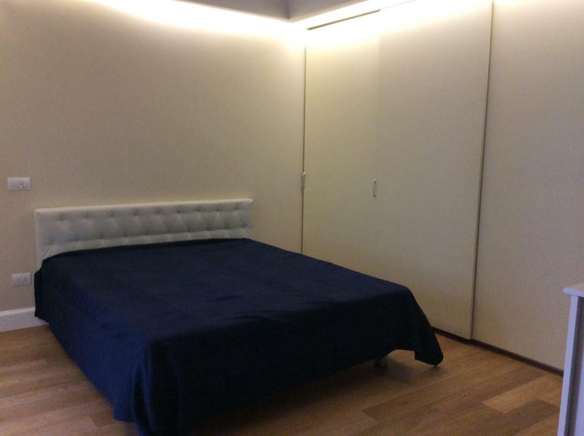 Suite Con Terrazza In Centro Storico Catane Extérieur photo
